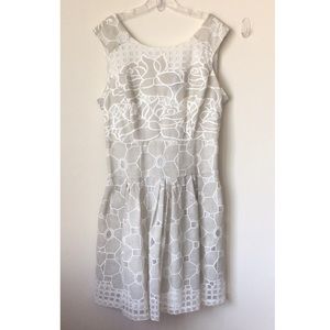 ✨Natural and Cream Fitted Dress